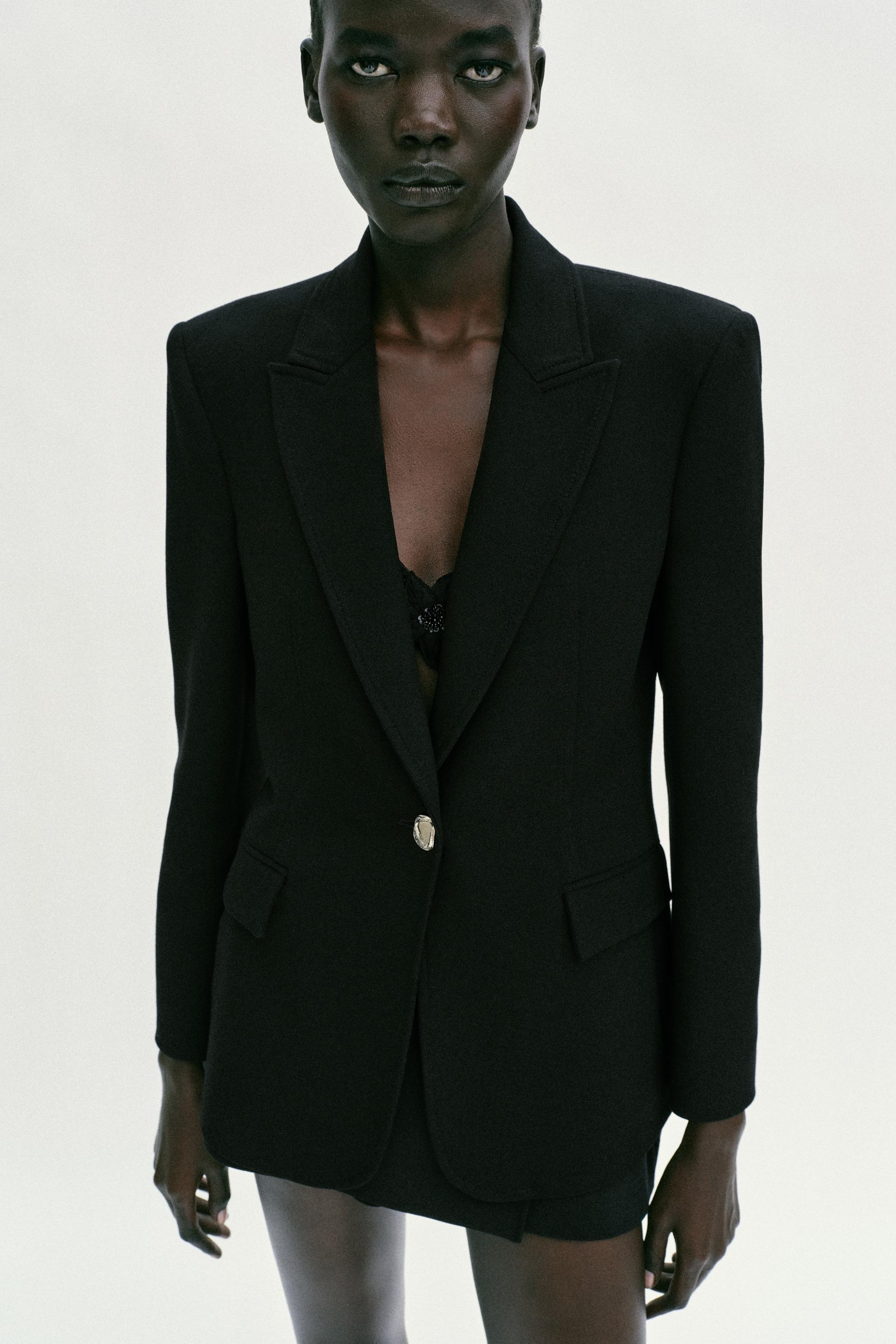 TAILORED BLAZER WITH SHOULDER PADS